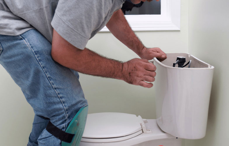 Cách khắc phục bồn cầu bị tụt nước