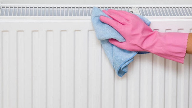 cach lam sach ben ngoai bo tan nhiet may suoi