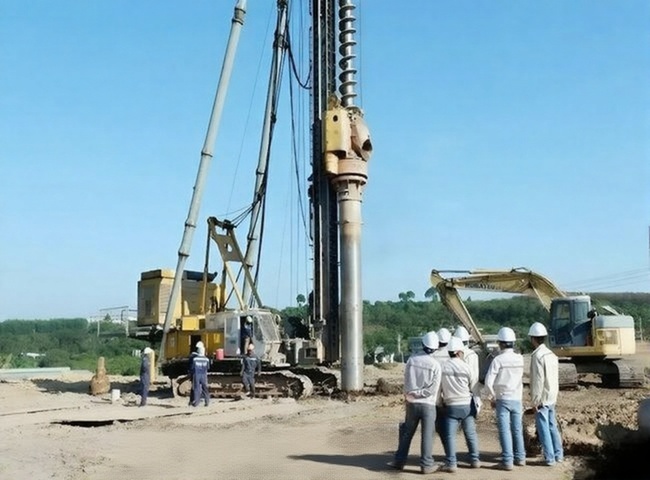 Dịch vụ hút bùn khoan cọc nhồi uy tín hàng đầu