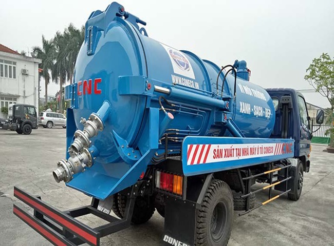 H&uacute;t chất thải nguy hại TPHCM v&agrave; t&igrave;nh h&igrave;nh thực tế hiện nay