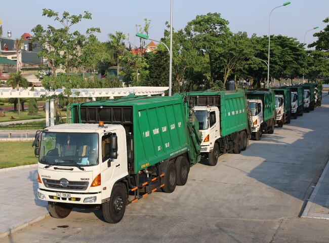 Dịch vụ thu gom r&aacute;c thải c&ocirc;ng nghiệp