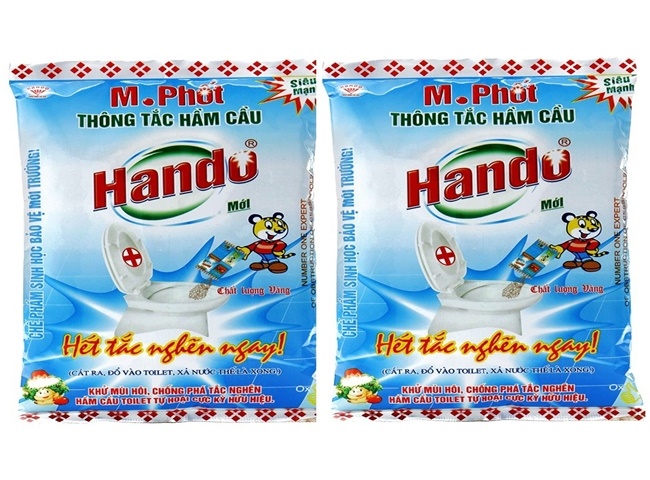 Sử dụng thông bồn cầu bằng bột thông cống